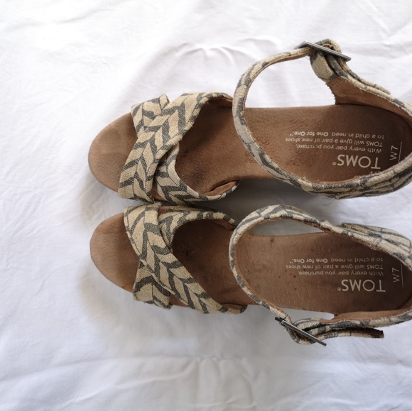 Tom's heeled wedges - Picture 3 of 4